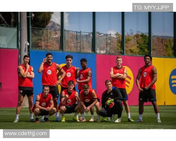 西班牙人主场迎战巴塞罗那双方争夺德比荣耀与积分榜优势